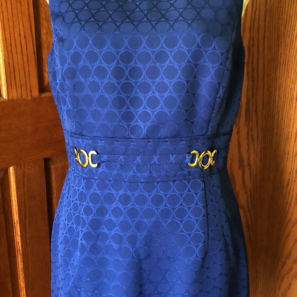 Tahari Sheath Dress - Picture 4 of 11